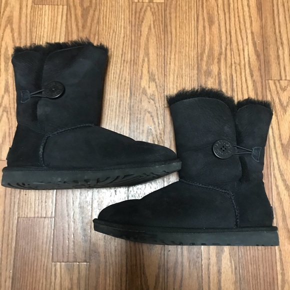 UGG Shoes - Uggs